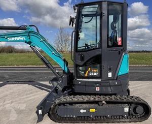 เครื่องจักรสำหรับเคลื่อนย้ายดินเครื่องขุดมือสองขนาดเล็กสำหรับ SWE25UF sunward - Product Image 5