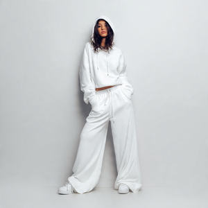 Conjunto Deportivo Holgado de Invierno para Mujer, Estilo Urbano, con Sudadera con Capucha y Pantalones Deportivos - Product Image 4