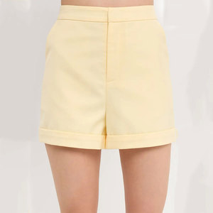 Shorts Ros Modernos de Corte Limpio con Tela Suave, Perfectos para Conjuntos Frescos, Shorts Ros de Moda Urbana - Product Image 1