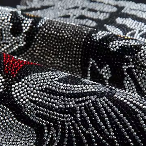 T-shirts élégants pour hommes en coton et fibre de bambou Behram International, logo personnalisé, transfert de strass sur le devant, coupe classique, col rond, décontracté - Product Image 5