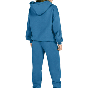 Conjunto Deportivo de Sudadera con Capucha y Pantalones de Chándal de Algodón para Mujer, Ropa Deportiva OEM, Sudadera con Capucha Ajustada y Pantalones de Chándal, Ropa Femenina a Precio Razonable - Product Image 2