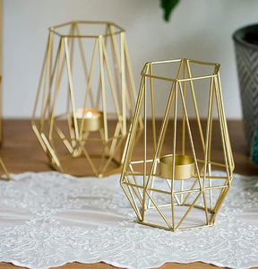 Portavelas de aluminio con acabado dorado decorativo de nuevo diseño para decoración de Navidad - Product Image 2