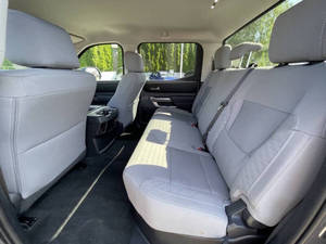 Toyota Tundra 2022 en Perfecto Estado - Product Image 2