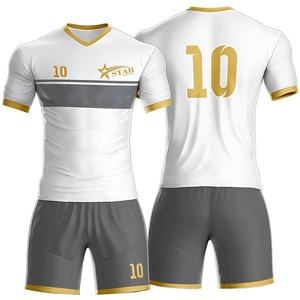 Camiseta de fútbol ajustada personalizada para hombre, impresión por sublimación, logotipo Original, estilo superior, kits de fútbol para equipos de Club para adultos hechos - Product Image 6