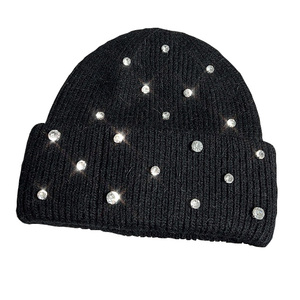 Gorro Unisex Brillante con Pedrería, Gorro de Invierno Cálido con Bordado 3D de Calavera, Puño Grueso, Gorro de Punto con Cristales Brillantes, Estilo Y2K - Product Image 3