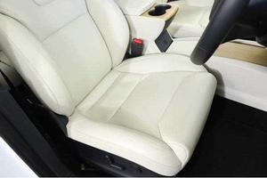 2019 Tesla Motors 100D Interior de cuero crema 22 "RHD ACC Control de crucero Motor Turbo R21 Tamaño del neumático Luz Interior AWD Automático - Product Image 4