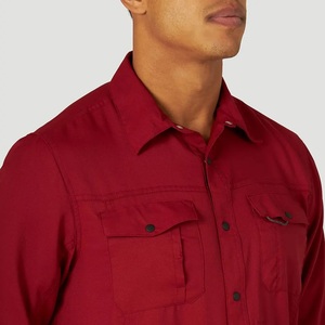 Chemises boutonnées pour hommes de marque privée Vêtements de pêche anti-UV avec logo personnalisé Chemises de pêche fabriquées en gros - Product Image 3