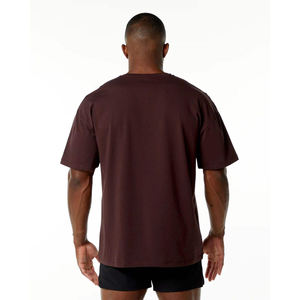 Camiseta de Algodón Marrón Extra Grande para Hombre, Corte Holgado, Manga Corta, Ropa Deportiva, Top para Gimnasio, Logotipo Personalizado, Tejido de Punto de Corte Relajado - Product Image 3