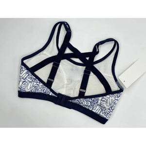 Soutien-gorge de sport pour femme à sublimation personnalisée unisexe 90% polyester 10% spandex meilleur matériau respirant et solide soutiens-gorge de sport - Product Image 5