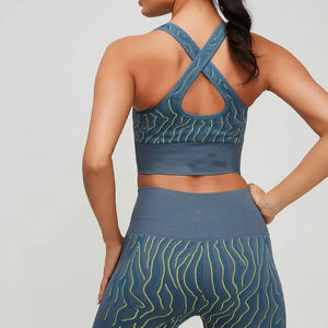 Sujetador deportivo de alta calidad de fabricante OEM para mujer con logotipo personalizado diseñado en la espalda cruzado sobre raya Sujetador deportivo Fitness - Product Image 2