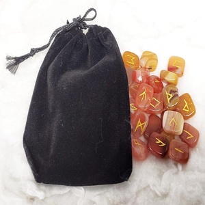 Vente en gros de Rune de cornaline rouge Ensemble de pierres précieuses d'agate en cristal naturel avec Reiki Pierre semi-précieuse artisanale la plus vendue - Product Image 1