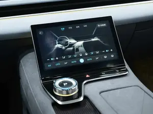 Vuyer Passion EV I Sedan 2023, charge rapide, pneus R18, batterie au lithium, intérieur foncé, sièges en cuir, toit ouvrant panoramique, livraison immédiate - Product Image 6