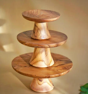 Supports à gâteaux en bois de mangue faits à la main, écologiques et durables, couleur et forme personnalisées, outils à gâteaux en bois uniques en provenance d'Inde - Product Image 1