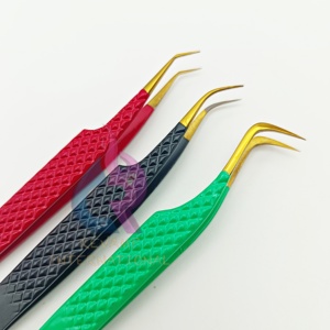 Pince à épiler professionnelle en acier inoxydable à 45 degrés avec poignée en diamant - Product Image 3