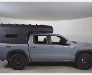 Nissan Frontier PRO-4X Crew Cab 2023 d'occasion (conduite à gauche/droite) - Product Image 2