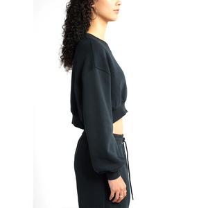 Meilleure vente Vêtements pour femme de couleur unie à manches longues Sweatshirts pour femme Ensemble de survêtements courts brodés personnalisés pour femme - Product Image 4