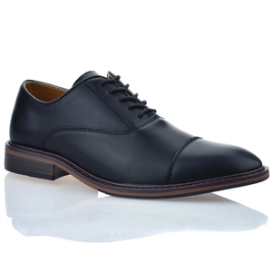 Ensemble de chaussures en cuir noir pour hommes, fabriquées en cuir de haute qualité avec une texture lisse, semelle extérieure durable et un confort durable. - Product Image 3