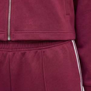 Vêtements de sport pour femmes de haute qualité, vente en gros, survêtements de course en polyester, cordon de serrage, survêtement d'hiver, bandes de football, survêtement imprimé - Product Image 5