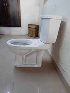 Ensemble de toilette moderne deux pièces Aqua usine indienne vente en gros à prix compétitif matériau en céramique PP pour la maison et l'hôtel - Product Image 3