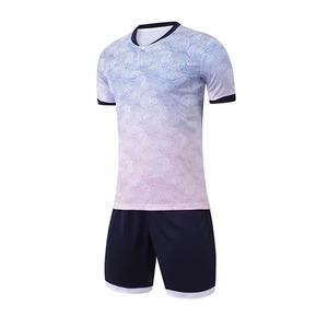 Uniforme de Fútbol Más Vendido a Precio Económico, Diseño Personalizado, Uniforme de Fútbol en Oferta para Equipos - Product Image 1