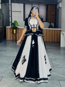 Último diseñador algodón impreso espejo trabajo Lehenga Choli por Fab Zone - Product Image 4