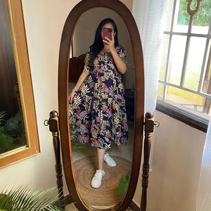 Vestido de algodón y seda de una pieza para mujer de diseñador azul bellamente impreso para fiestas de boda estilo indio y pakistaní - Product Image 1