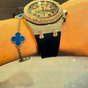 Relojes Iced Out VVS Moissanite | Diseño de esqueleto de lujo | Probador de diamantes al por mayor aprobado - Product Image 3