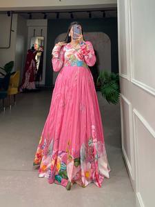 Encantadora colección de vestidos de seda Tussar con delicados estampados florales para adultos - Product Image 4