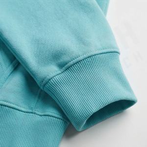 Sweat-shirts unisexes en coton épais 320 GSM, confortables, chauds, durables, pour un usage décontracté, vente en gros directe d'usine - Product Image 6