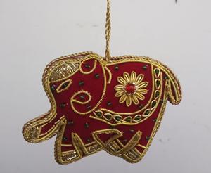 เครื่องประดับตกแต่งต้นคริสต์มาสสีแดงสดใสขนาด 4 นิ้ว สำหรับงานฝีมือและของขวัญ ขายส่ง - Product Image 6