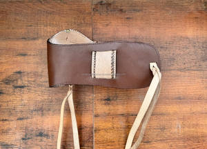 Luxueux élégant véritable cuir véritable Floral usiné étuis de chasse de haute qualité universel ouvert haut coquille de mer étui confortable - Product Image 3