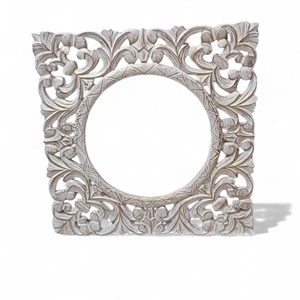Panneau mural carré sculpté en bois de manguier, fait main, avec finition blanchie et accents dorés, cadre décoratif floral orné (24×24 cm) - Product Image 1