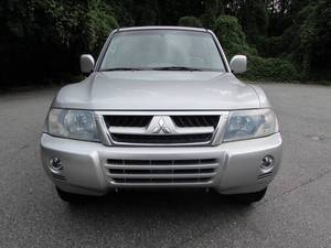 Low price 2003 <b>M</b> i t s u b i s h i <b>M</b> o n t e r o L i <b>m</b> i t e d used car <b>for</b> sale - Product Image 2