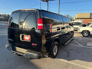 GMC Savana LT 3500 Extended RWD Plus 2021 Usada en Excelentes Condiciones, Sin Accidentes, Volante a la Izquierda/Derecha - Product Image 2