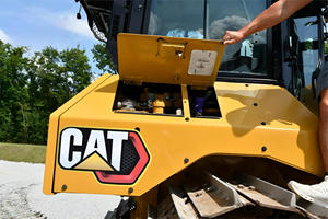 รถดันดิน2021ตีนตะขาบ D5 LGP ที่มีคุณภาพสูงและได้รับการดูแลอย่างดียังมีบริการจัดส่งทั่วโลก - Product Image 3