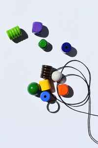 Llavero de Vidrio Hecho a Mano con Diseño Decorativo |   Cuentas de Vidrio Coloridas, Ligeras y a la Moda |   VRNQ - Product Image 3