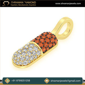 เครื่องประดับแฟชั่นสุดฮิต จี้รูปแคปซูลยาแบบกำหนดเอง สองสี เงินแท้ 925 ชุบทองคำขาวและทองเหลือง ประดับด้วยมอสซาไนต์และเพชร ของขวัญสุดพิเศษ - Product Image 2