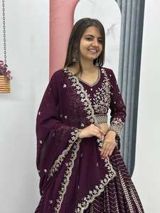 Estilo tradicional Color café blanco Lehenga Choli para mujeres Diseñador indio Ropa de fiesta de boda y recepción para niñas - Product Image 4