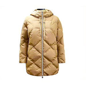 Chaqueta acolchada informal ligera personalizada para mujer, baja cantidad de invierno de Parka, abrigo transpirable con relleno de algodón grueso para mujer - Product Image 1