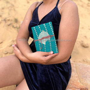 ใหม่ทำด้วยมือจริง Banarasi Sari ผ้าปลอดภัยด้ายปิดวารสารวินเทจสีสันสดใสปก unlined รีไซเคิลแผ่นไดอารี่ - Product Image 3