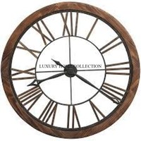 Jam dinding kayu & logam kerajinan tangan bergaya antik dengan angka Romawi besar ideal untuk menambahkan pesona pada interior elegan
