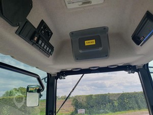 Tracteur agricole SOLIS H26 70HP 4WD avec transmission par engrenages, moteur, boîte de vitesses, pompe, haute productivité, garantie de 3 ans - Product Image 5