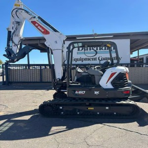 Excavadoras Usadas Bobcat E60 Mini Crawler con Capacidad de Cucharón de 1.5m, Bajo Consumo de Combustible, 1 Año de Garantía, en Venta - Product Image 1