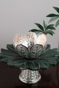 ชามตกแต่งหินธรรมชาติสีเขียวสวยงามและทองเหลือง - Product Image 2