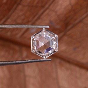 Diamante de Laboratorio con Corte Hexagonal de 2.50 CT, VVS D, Diamante de Laboratorio de Lujo para Anillo de Compromiso con Certificado IGI a Precio de Mayoreo - Product Image 3
