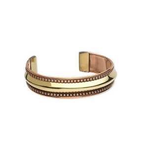 Brazalete de LATÓN Brazalete martillado para damas Delicadeza y atractivo Nuestro diseño único de puños y pulsera - Product Image 6