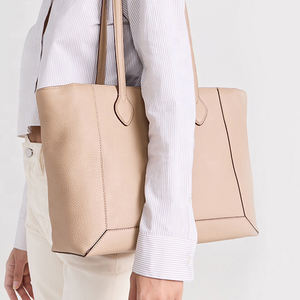 Sac fourre-tout en cuir pour femme Hamid International HI-WTV-012, couleur et logo entièrement personnalisables, best-seller, tendance, qualité supérieure - Product Image 4