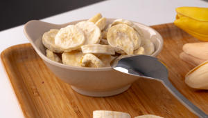 Chips de plátano liofilizados en rodajas naturales 100%, bocadillo saludable de Vietnam FD, proceso de secado, embalaje a granel de sabor dulce - Product Image 6