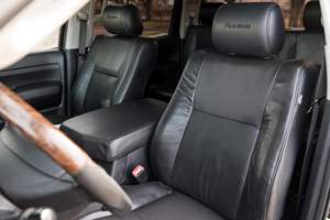 Toyota Tundra Platinum CrewMax 4x4 d'occasion de 2012, sans réserve, 2 propriétaires, moteur V8, nombreuses modifications, provenance du Texas - Product Image 5