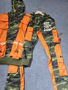 Survêtement Unisexe de Haute Qualité avec Logo Personnalisé - Product Image 4